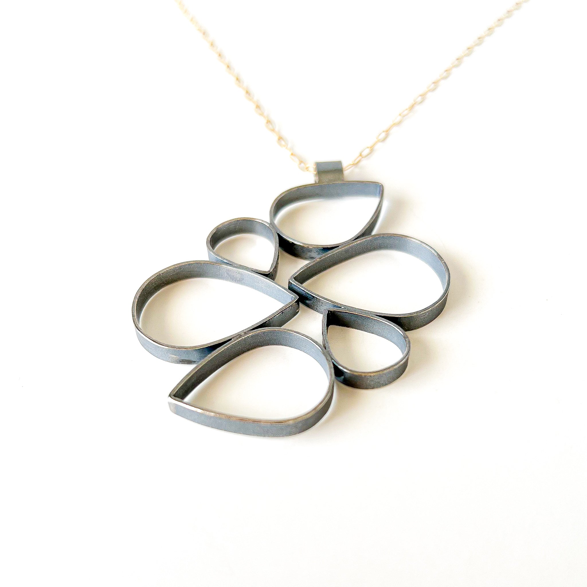 Minima - Petals Big- necklace